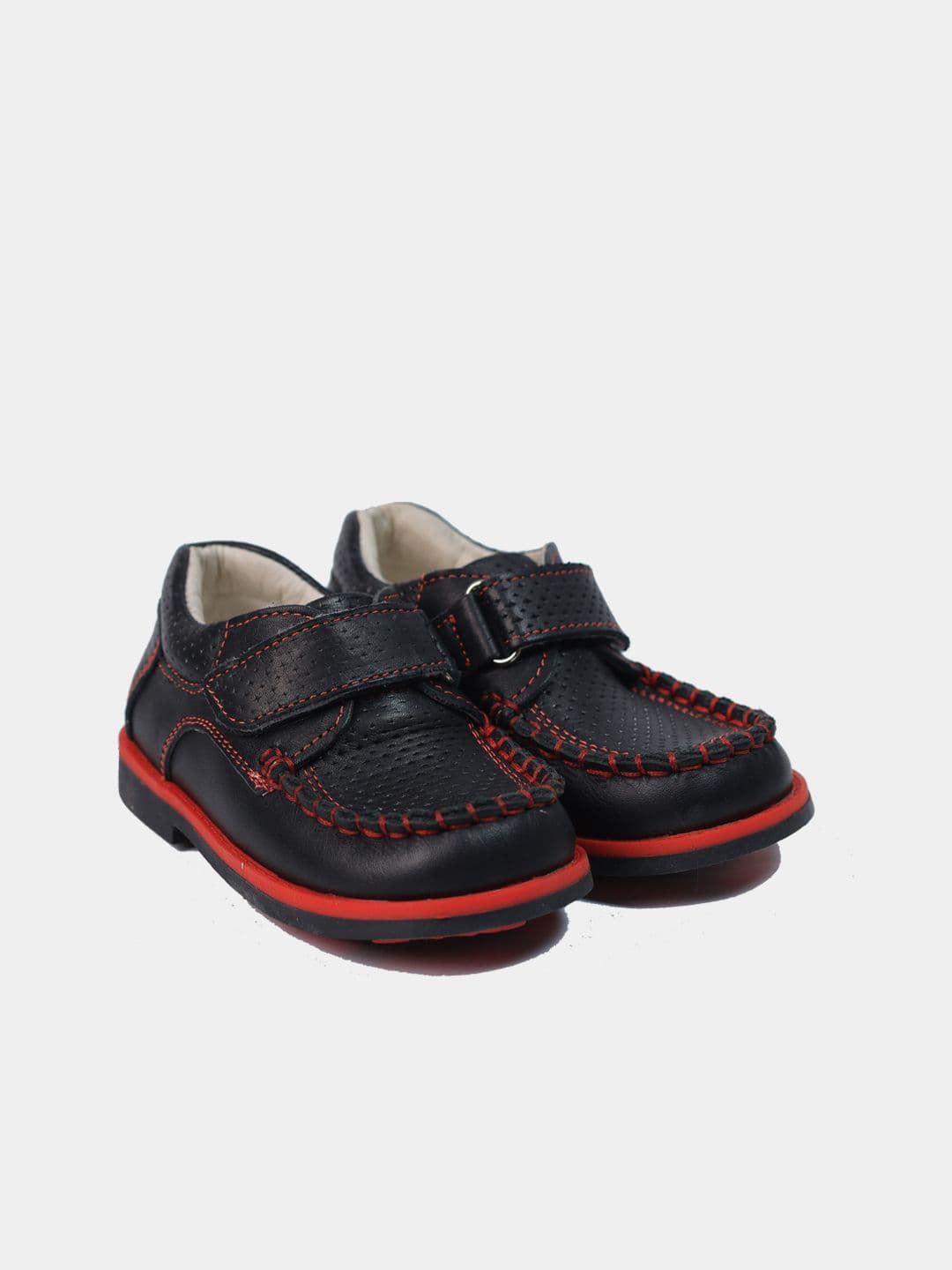 Bolalar uchun ortopedik charm mokasinlari