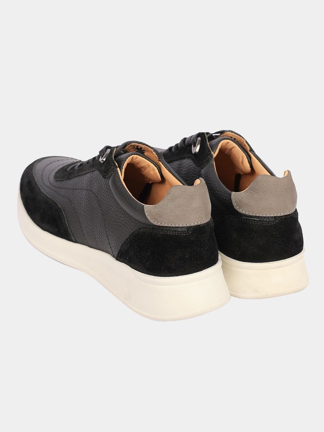 Tabiiy charmdan erkaklar krossovkalari view 2