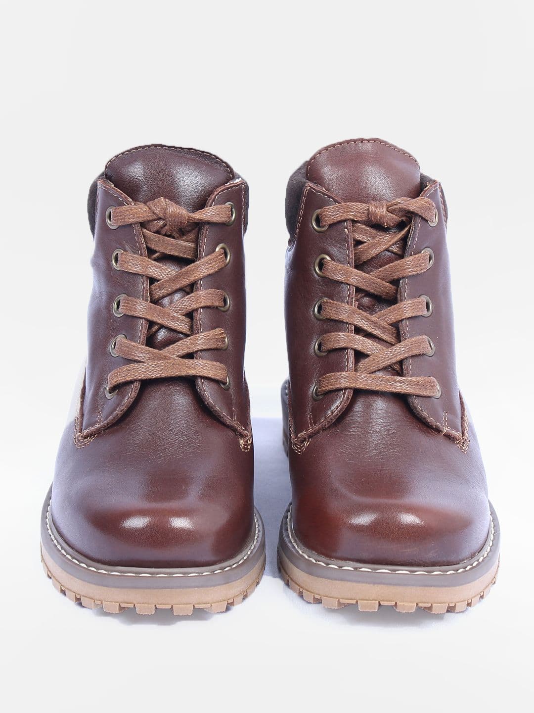 Children’s winter boots made of genuine leather, with fur lining, waterproof. view 3