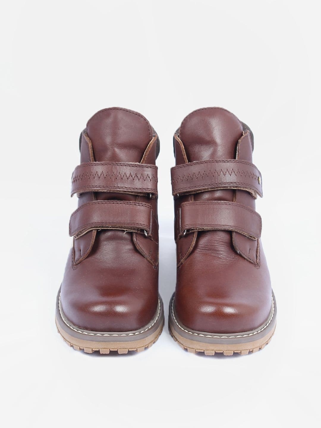 Children’s winter boots made of genuine leather, with fur lining, waterproof. view 3