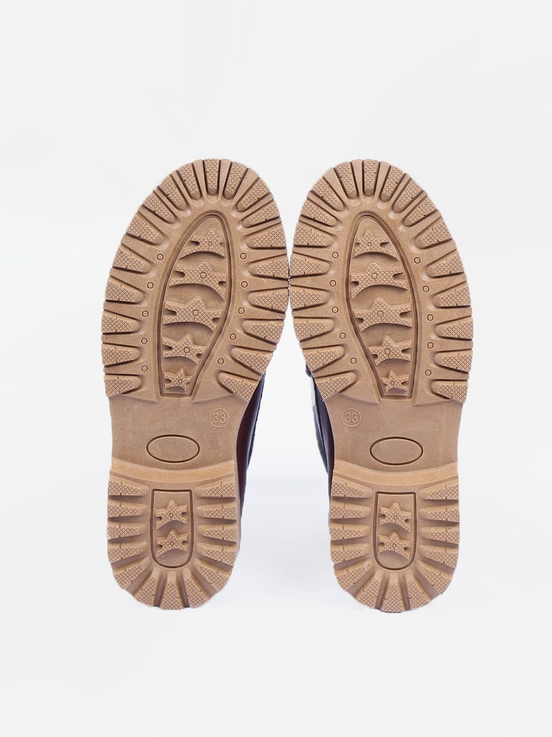 Children’s winter boots made of genuine leather, with fur lining, waterproof. view 5